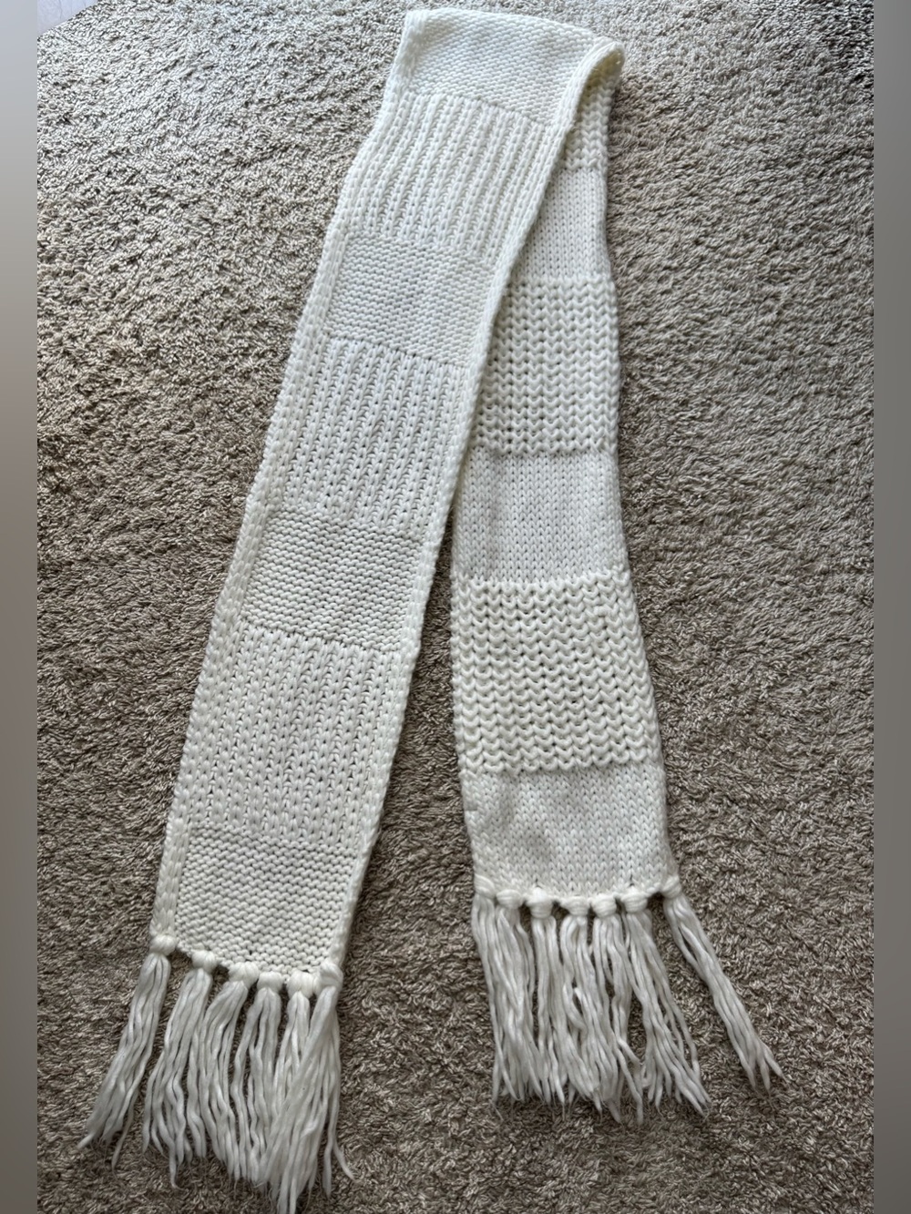 New York & Company Ivory Chunky Knit Fringe Scarf One Size